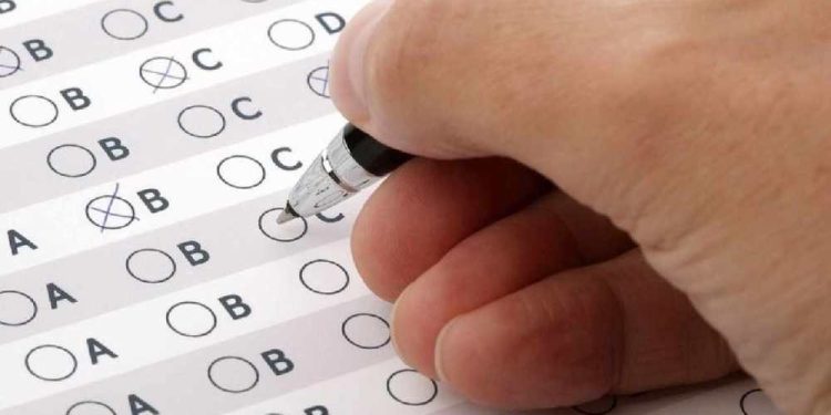 Candidatos contestam concurso de cartórios em PE por suposta cópia de prova