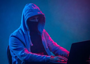 Combo 'Lara' oferecia conta laranja e cartão de débito por R$ 1.600