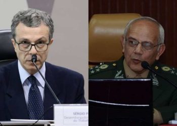 O ministro Sérgio Martins e o general Odilson Sampaio Benzi