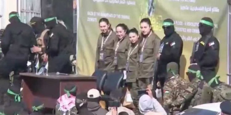 Hamas liberta quatro reféns israelenses em troca de 200 prisioneiros Palestinos