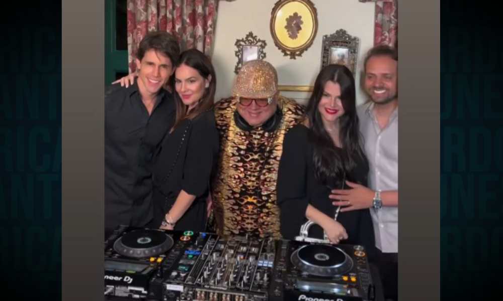 Os casais Lu e Ricardo e Gabriela e Júnior