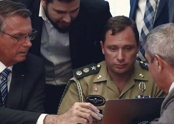 Jair Bolsonaro, Mauro Cid e Braga Netto foram denunciados por Golpe de Estado