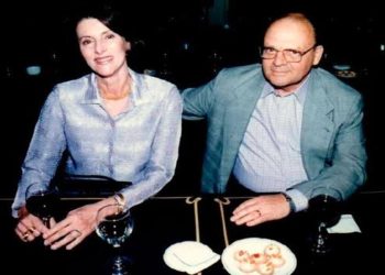 Ex-ministro do Tribunal Superior Eleitoral (TSE), José Guilherme Villela, e sua esposa Maria Carvalho Villela.