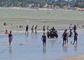 Quadriciclos são flagrados nas praias pernambucanas, colocando os frequentadores em risco