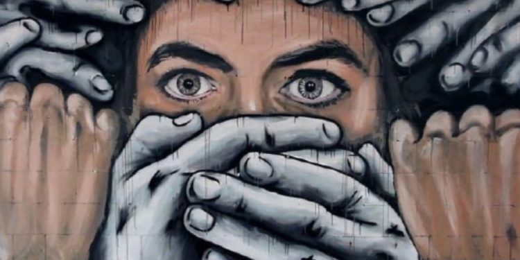 Suposta ONG ataca liberdade de imprensa ao defender acusadas de furto