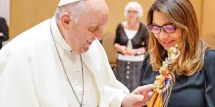 Custos de viagem de Janja e ministro a Roma incluem diárias de até R$ 17 mil para servidores