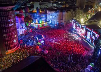 Começa hoje a maratona de shows e cultura popular no Marco Zero do Recife