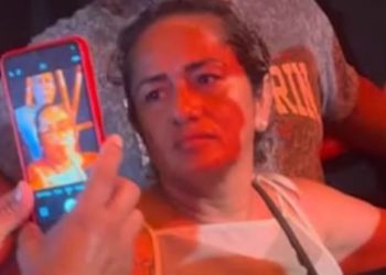 Uma das suspeitas foi presa em posse de vários aparelhos eletrônicos