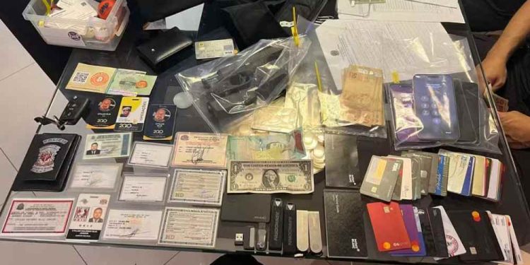 Policial Civil é preso por envolvimento em esquema de lavagem de dinheiro do PCC via fintechs