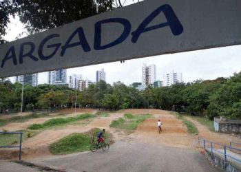 Demolição de pista de bicicross no Parque da Jaqueira gera polêmica e ação do MPPE