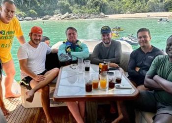 Presidente do União Brasil se encontra com Bolsonaro em Angra dos Reis, mesmo com partido na base aliada de Lula