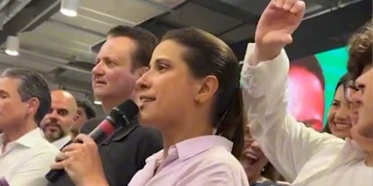 André de Paula, Gilberto Kassab e Raquel Lyra (PSD), em evento no Recife