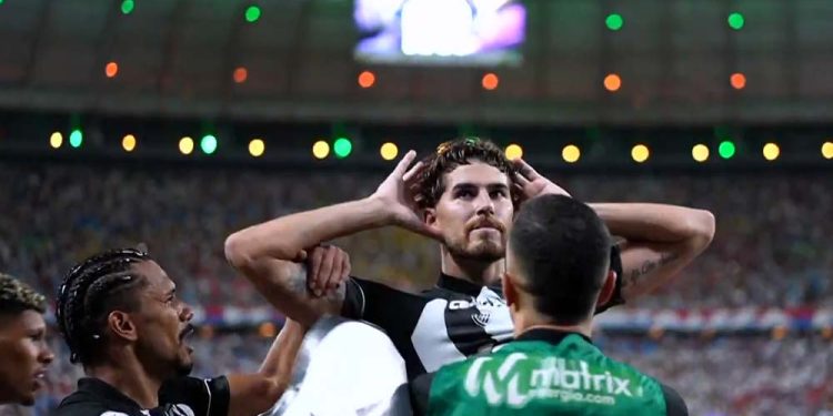 Pedro Raul fez o gol do título do Ceará