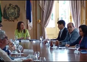 Raquel Lyra e João Campos durante a reunião do Conselho Metropolitano