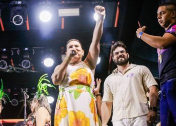 A prefeita de Igarassu participou ativamente do carnaval da cidade