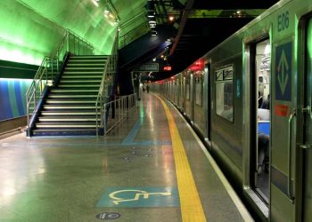 Ao contrário da CPTM, Metrô de SP ignora teto salarial e paga até R$ 58 mil a servidores