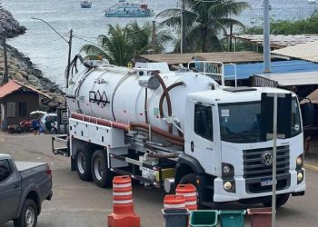 O preço do serviço do caminhão de coleta de esgoto em Noronha subiu 800%