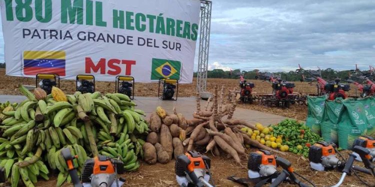 Maduro anuncia entrega de terras ao MST após acordo agrícola entre Brasil e Venezuela