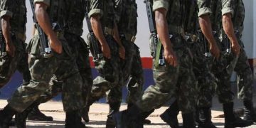 Militares são condenados por desvio de alimentos no Colégio Militar do Recife