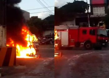 População incendeia caminhão com motos apreendidas durante revolta