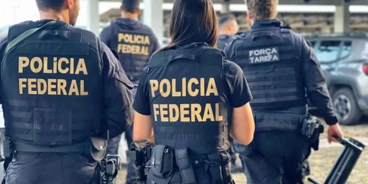 Ação da PF prende ex-policial federal