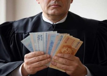 Juízes aposentados compulsoriamente custam R$ 41 milhões anuais aos cofres públicos