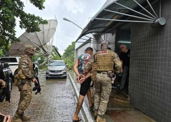 Operação policial mira responsáveis por confronto violento entre torcidas no Arruda