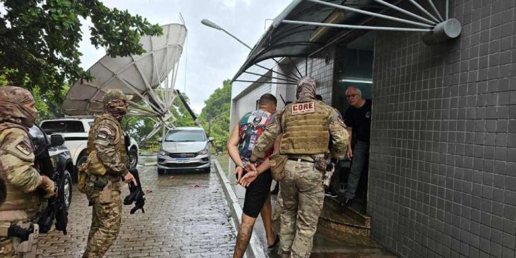 Operação policial mira responsáveis por confronto violento entre torcidas no Arruda
