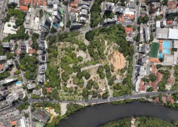 Cobrança de estacionamento contraria promessa de gratuidade dos parques do Recife