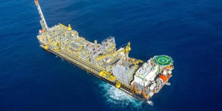 Denúncia expõe suposto esquema em licitações bilionárias da Petrobras