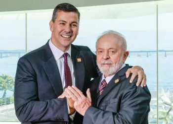 Presidente do Paraguai Santiago Peña e o presidente Lula