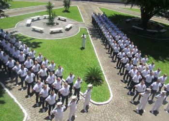 Alunos em formatura, durante período de Adaptação ao Colégio Naval – Imagem: Marinha do Brasil