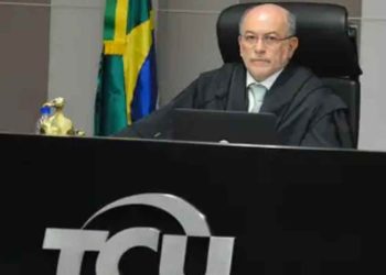 Estamos sendo agredidos de maneira vil', diz Cedraz ao adiar novamente julgamento de fraudes no INSS