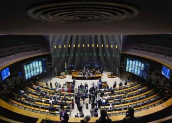 Senado realiza homenagem ao Estadão pelos 150 anos do jornal