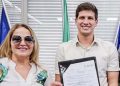 A vereadora Ana Lúcia e o prefeito João Campos