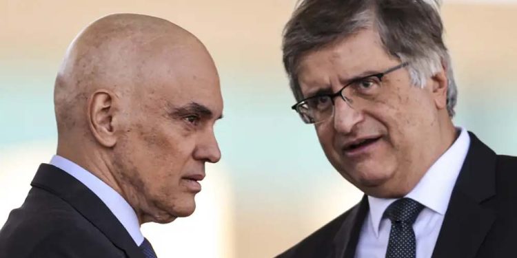 Alexandre de Moraes (STF) e Paulo Gonet (PGR)