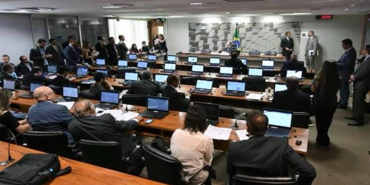 Senado aprova projeto para retaliação comercial contra barreiras a produtos Brasileiros