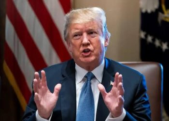 Donald Trump discursa no Congresso americano na noite de terça-feira (4)