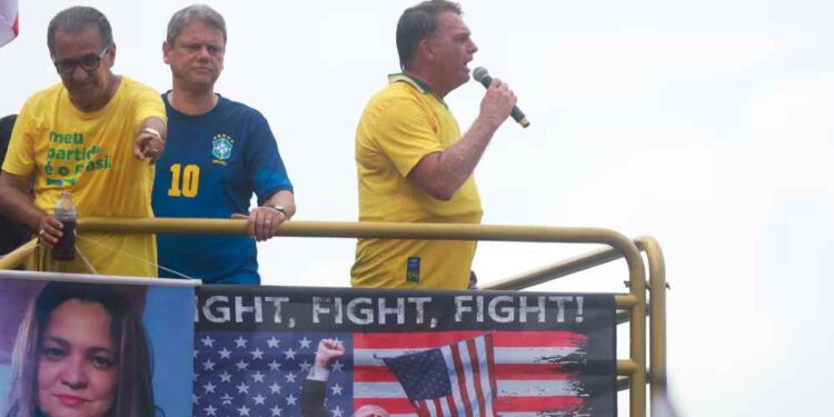 Bolsonaro convoca manifestação na Avenida Paulista, em SP