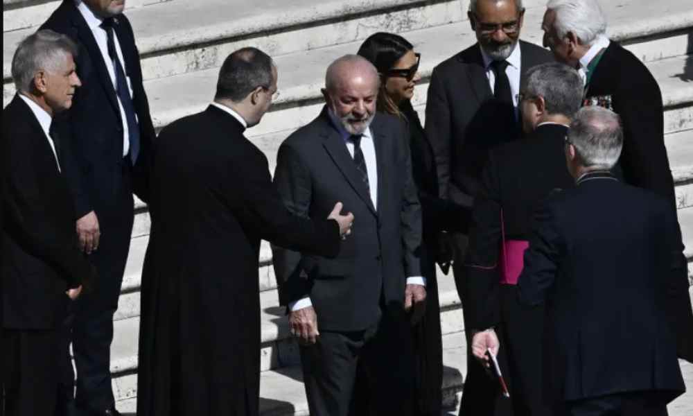 O presidente Lula durante o funeral do papa Francisco