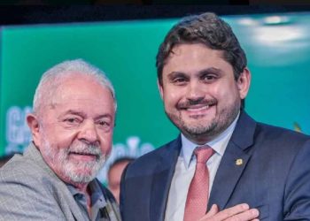 Ministro das Comunicações é alvo de denúncia da PGR por esquema na Codevasf