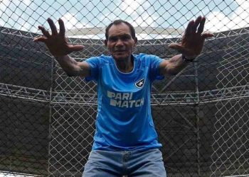 Morre Manga, lendário goleiro do Botafogo, Inter e Nacional, aos 87 anos