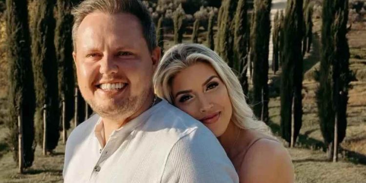 Vereadora anuncia 'presente' de R$ 1,3 milhão em emendas parlamentares do próprio noivo