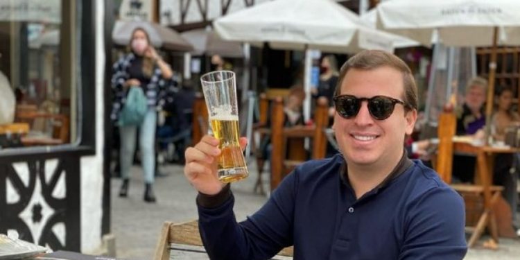 Saulo Ferreira Melo é o dono da Agittos Promoções e Eventos