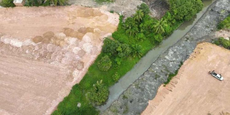 CPRH embarga obra irregular da Prefeitura de Tamandaré e aplica multa de R$ 325 mil