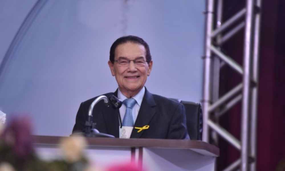 Divaldo Franco, um dos principais líderes espíritas do Brasil, se vai aos 98 anos