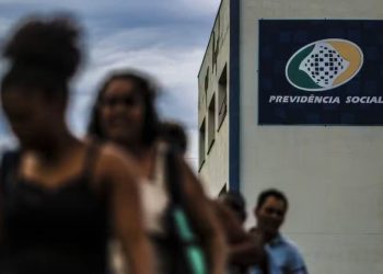 Mais de 9 milhões de aposentados serão notificados por possível fraude em descontos