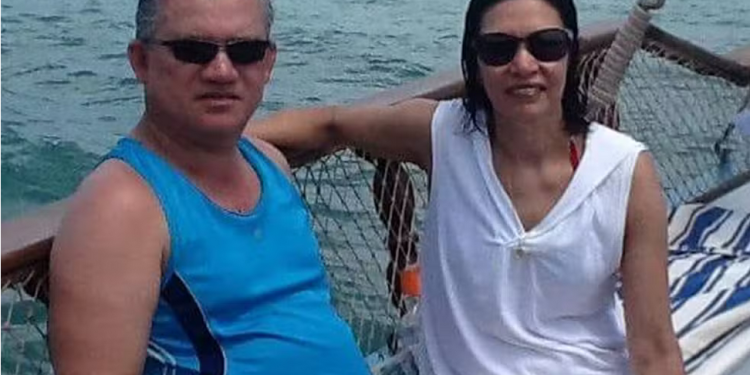 Denirson Paes e a esposa, Jussara Paes — Foto: Reprodução/Facebook