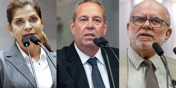 Socorro Pimentel, Álvaro Porto e Waldemar Borges (esq. p/ dir.)