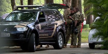 Agentes da PF durante a Operação Torrentes